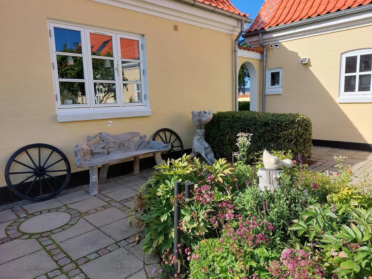 Toftegården Guesthouse - Apartments&Rooms Skagen Danmark