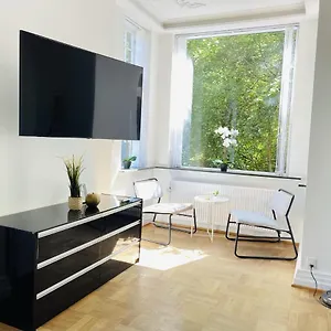 Aday - Mansion - Open Bright With Garden Aalborg